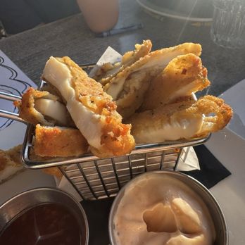 Dini's By The Sea - Seafood Near Me - Carlsbad, California