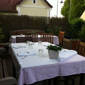 Der Floh - Austrian Near Me - Langenlebarn-Oberaigen, 3 Der Floh - Austrian Near Me - Langenlebarn-Oberaigen, 3