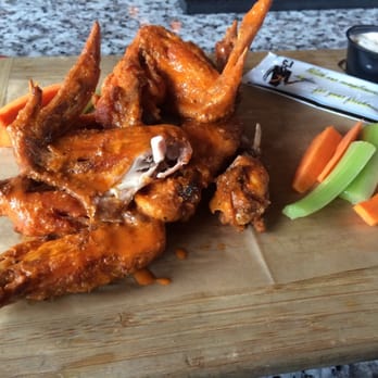 King's Corner - Good Wings - British Near Me - Jenkintown, Pennsylvania King's Corner - Good Wings - British Near Me - Jenkintown, Pennsylvania