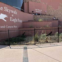 Eagle Point - Skywalk building