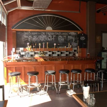 Chaos Bay Brewing Co - The bar - Breweries Near Me - Bremerton, Washington Chaos Bay Brewing Co - The bar - Breweries Near Me - Bremerton, Washington
