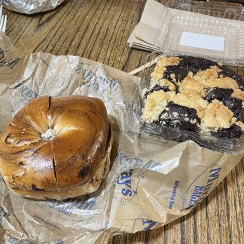 Murray's Bagels - Cinnamon Raisin Bagel w/ Maple Raisin Walnut Cream Cheese & Chocolate Crumb Cake - Bagels Near Me - New York, New York