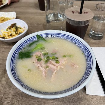 Duan's Kitchen - Simmered chicken noodle soup with drumstick - Noodles Near Me - Fremont, California Duan's Kitchen - Simmered chicken noodle soup with drumstick - Noodles Near Me - Fremont, California