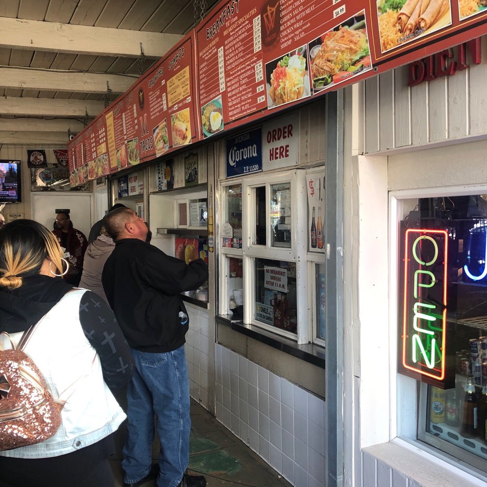 M Tacos - Waiting in line to order an all meat burrito since its recess for court right now - Mexican Near Me - Riverside, California