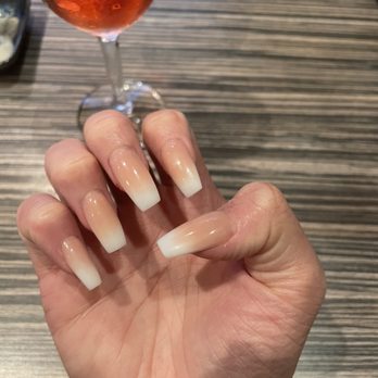 Berkeley Pinkies - Nails and sushi right after! - Nail Salons Near Me - Berkeley, California