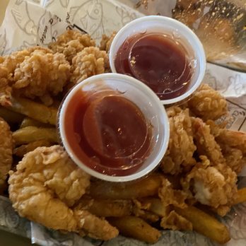 Crafty Crab - Fried Shrimp Basket - Seafood Near Me - Miami Gardens, Florida Crafty Crab - Fried Shrimp Basket - Seafood Near Me - Miami Gardens, Florida