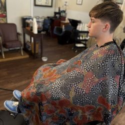 Knuckleheads & Harlots Barbershop & Parlour - Franks cuts