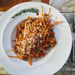 Samsara - Pad Thai. - chicken and shrimp
