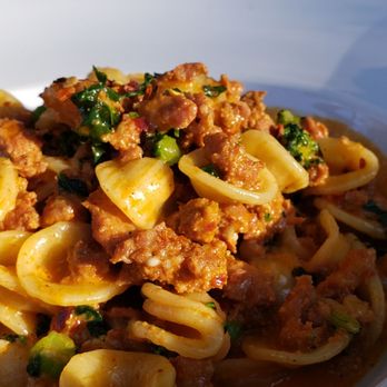 Nodo Leslieville - Sausage Rapini - Italian Near Me - Toronto, Ontario Nodo Leslieville - Sausage Rapini - Italian Near Me - Toronto, Ontario