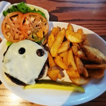 Buffalo Brew Pub - Buffalo Brew Pub Impossible Burger - Brewpubs Near Me - Williamsville, New York