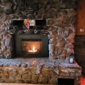 The Mammoth Inn - Hotels Near Me - Mammoth Lakes, California The Mammoth Inn - Hotels Near Me - Mammoth Lakes, California
