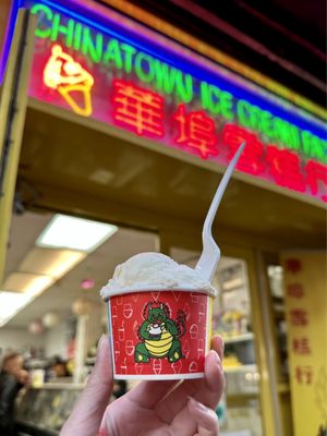 The Original Chinatown Ice Cream Factory by null