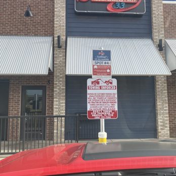 Bubba's 33 - Waiting and waiting and waiting. - Pizza Near Me - Amarillo, Texas