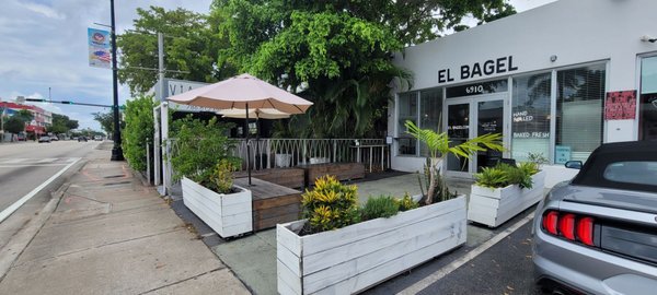 El Bagel by null