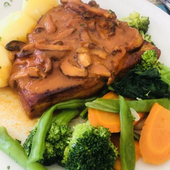 Sol-Mar - Swordfish with mushroom, vodka sauce - Portuguese Near Me - Newark, New Jersey