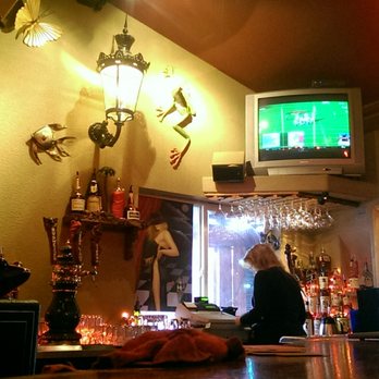 The Red Frog - Bar area - Pizza Near Me - Colfax, California The Red Frog - Bar area - Pizza Near Me - Colfax, California