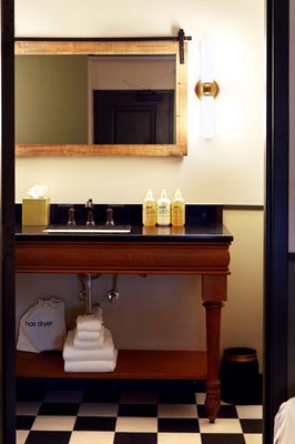 Life House, Berkshires by null