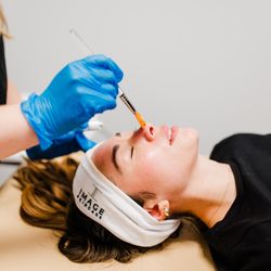 LEINE The Seattle Acne Clinic & Wellness Spa - HydroDermabrasion by Bio Therapeutic