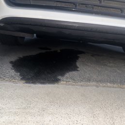 Oil leak Oil leak