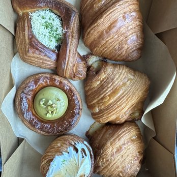 Fondry - Mushroom Bechamel, Pistachio Danish, Yuzu Meringue Croffin, Ham and Gruyere Croissant - Cafes Near Me - Los Angeles, California