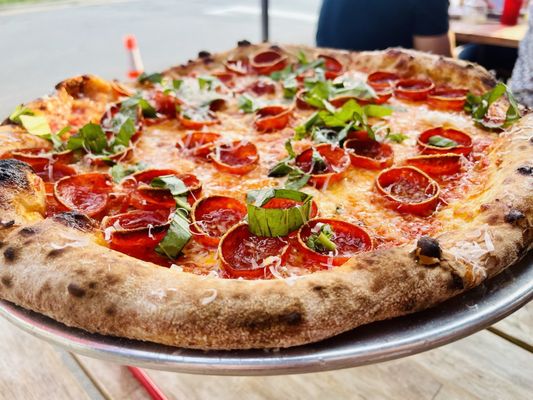 Mothership Pizza Paradise by null