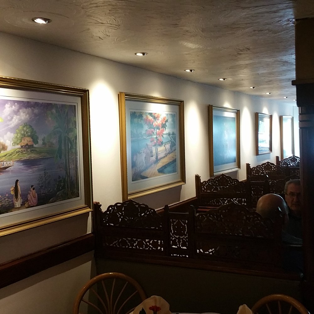 Dipali Restaurants - Those booths seem ideal for a meal with friends. - Indian Near Me - London, XGL