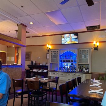 Pu Thai - Inside - Thai Near Me - North Fort Myers, Florida Pu Thai - Inside - Thai Near Me - North Fort Myers, Florida