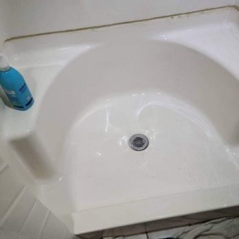 Cyrs Cleaning - After shower cleaning - Home Cleaning Near Me Cyrs Cleaning - After shower cleaning - Home Cleaning Near Me
