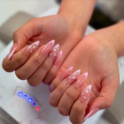 Amazing Nails & Spa