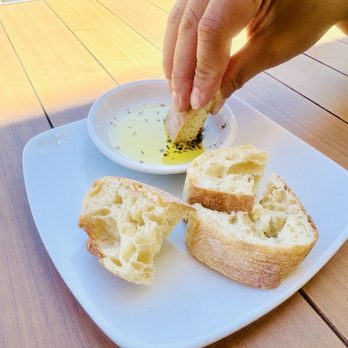 California Pizza Kitchen - Complimentary bread - Pizza Near Me - Temecula, California