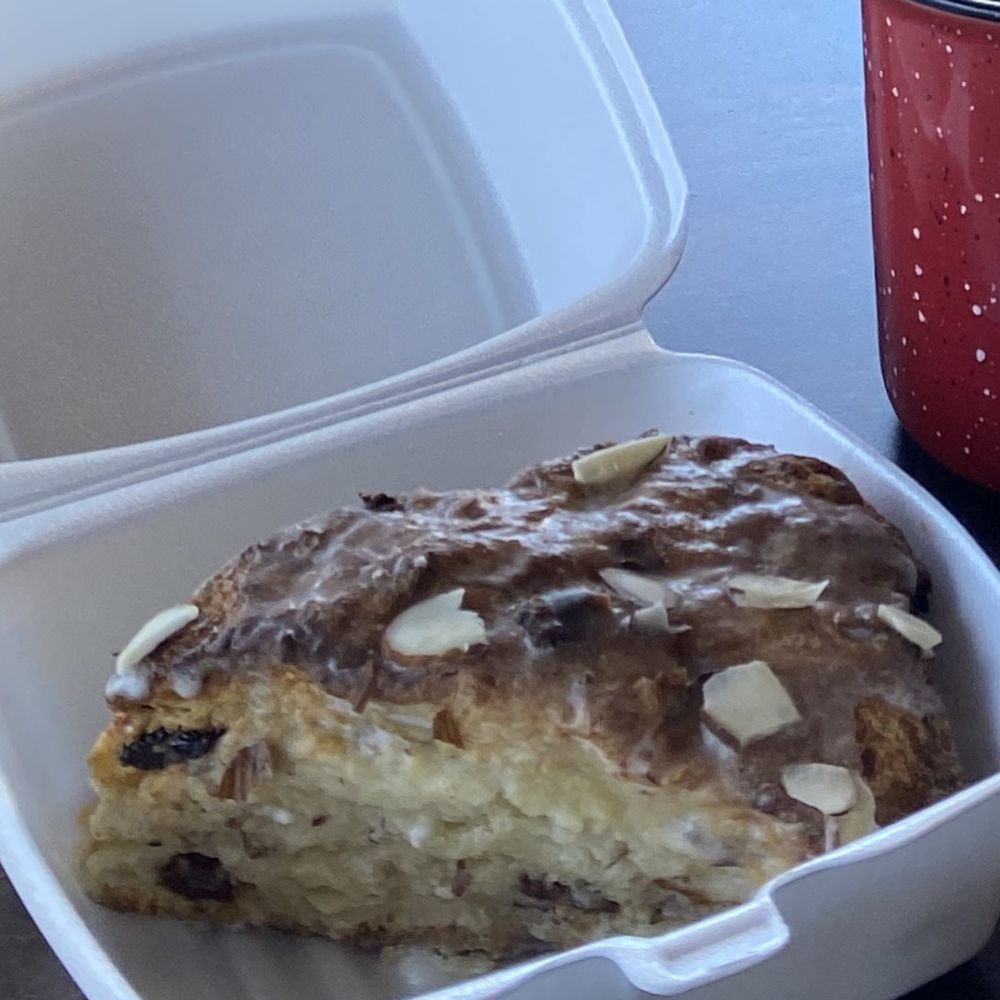 Cherry almond scone=WONDERFUL Cherry almond scone=WONDERFUL