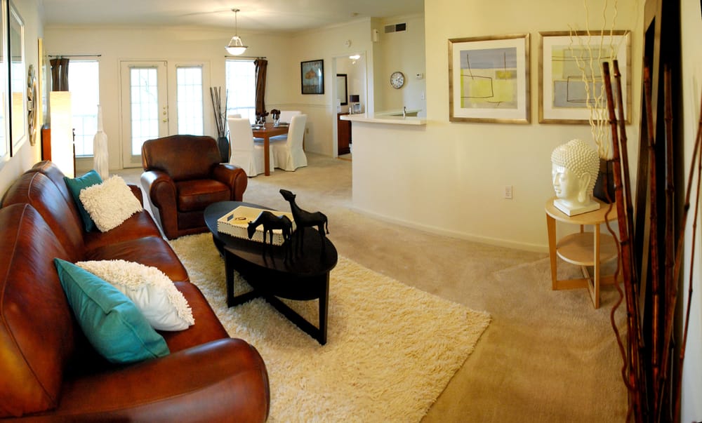 LAKEVIEW APARTMENTS Updated September 2024 19 Photos & 11 Reviews