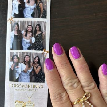 Foreverlinkx - Photo Booth on grand opening - Jewelry Near Me - Long Beach, California Foreverlinkx - Photo Booth on grand opening - Jewelry Near Me - Long Beach, California