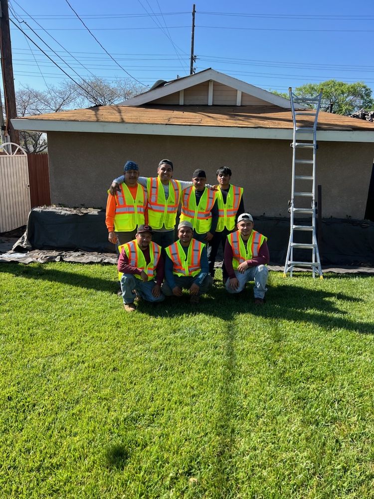 Slide of T & G Roofing and Solar Company