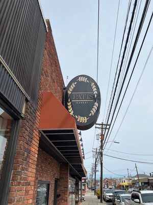 Patis Bakery by null