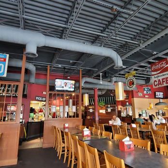 Fuddruckers - Burgers Near Me - Miami, Florida Fuddruckers - Burgers Near Me - Miami, Florida