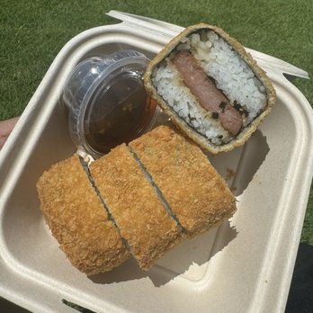 Da Kitchen Maui - Fried Spam Musubi - Hawaiian Near Me - Kihei, Hawaii Da Kitchen Maui - Fried Spam Musubi - Hawaiian Near Me - Kihei, Hawaii