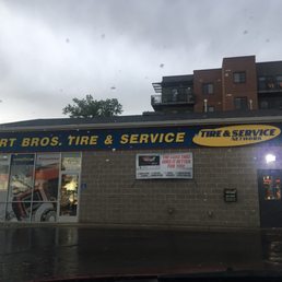 It looks like an old Midas, but says Burt Bros It looks like an old Midas, but says Burt Bros