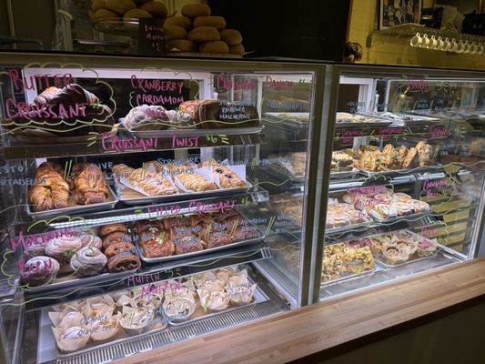 Manna Bakery by null