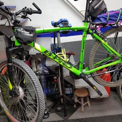 Biciapunto - Montaje de un ciclotek 250w 24v rueda delantera