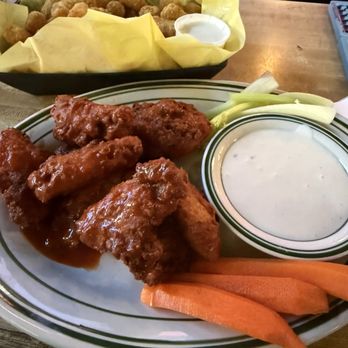 Clancy's - Buffalo Hot Wings - Irish Near Me - Sherwood, Oregon