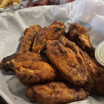 The Hitching Post - Mo Wings - Pizza Near Me - Apache Junction, Arizona The Hitching Post - Mo Wings - Pizza Near Me - Apache Junction, Arizona