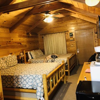 Bryce Valley Lodging - Hotels Near Me - Tropic, Utah