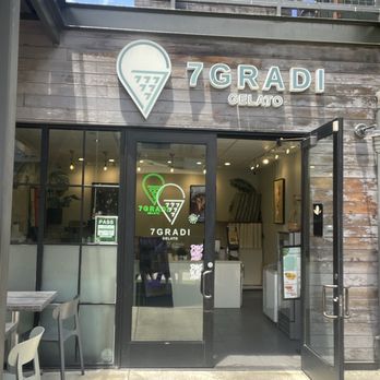 7Gradi - Front of the gelato shop. - Gelato Near Me - Honolulu, Hawaii 7Gradi - Front of the gelato shop. - Gelato Near Me - Honolulu, Hawaii