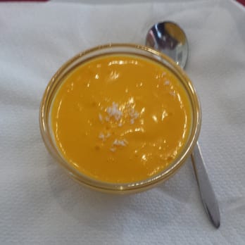 Sur Bollywood - Die Mangocreme als Nachtisch im Menü war sehr sicher nicht selbstgemacht. Schade. - Indian Near Me - Starnberg, BY Sur Bollywood - Die Mangocreme als Nachtisch im Menü war sehr sicher nicht selbstgemacht. Schade. - Indian Near Me - Starnberg, BY