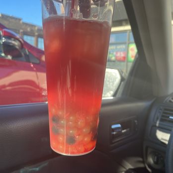 Ishita Ramen - strawberry boba - Ramen Near Me - Saint Paul, Minnesota