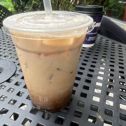 Iced Honey Bee Latte, Americano Iced Honey Bee Latte, Americano