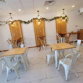 Teapresso Bar - Seating area - Coffee & Tea Near Me - Sugar Land, Texas Teapresso Bar - Seating area - Coffee & Tea Near Me - Sugar Land, Texas
