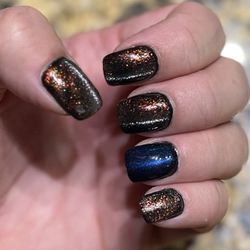 Nails by Mercede - Halloween meets gators