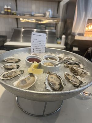 Easy Bistro & Bar by null